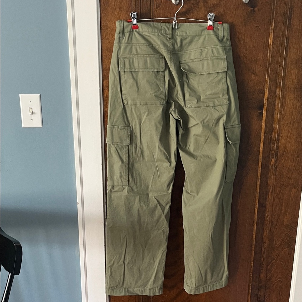 Kut from the Kloth Sage Cargo Pants - Picture 3 of 3